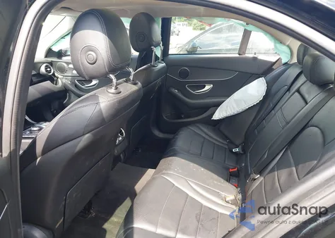 2016 Mercedes-Benz C 300 4Matic/Luxury 4Matic/Sport 4Matic from USA, damaged, VIN 55SWF4KB3GU178753